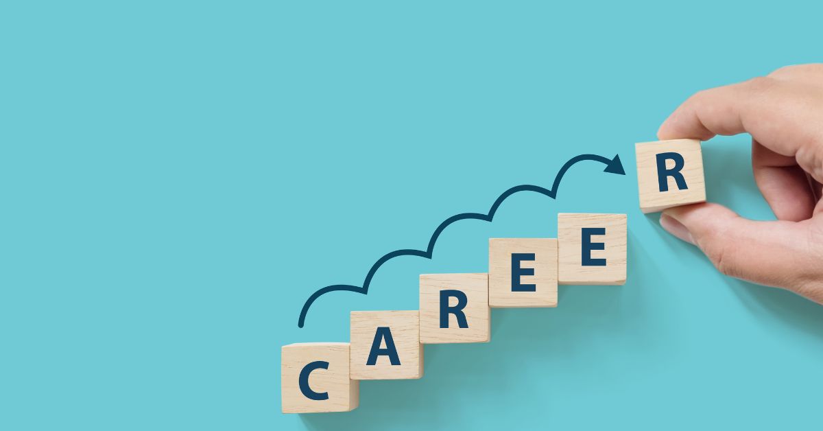 10 Skills That a Fresher Should Learn for Career Growth